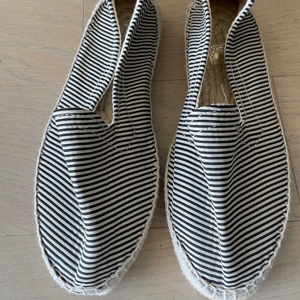 Brand New Casa Hernanz Espadrilles in Stripe Size 38